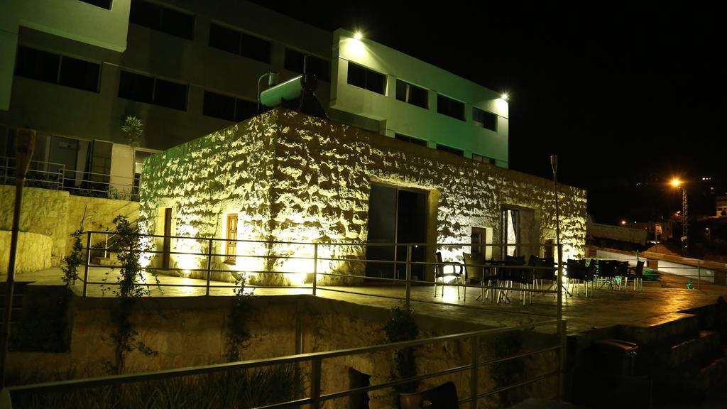 Vu'Z Hotel Byblos Exterior foto